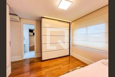Apartamento à venda com 3 quartos, 320m² em Santana, São Paulo