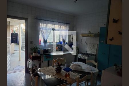 Casa à venda com 3 quartos, 128m² em Jardim Japao, São Paulo