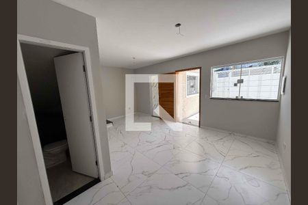 Casa à venda com 2 quartos, 90m² em Vila Mazzei, São Paulo