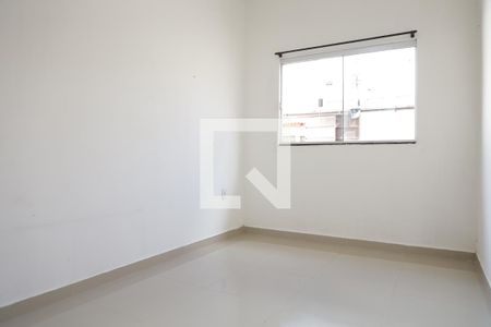 Quarto de casa para alugar com 2 quartos, 70m² em Residencial Recanto do Bosque, Goiânia