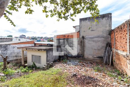 Quintal de casa à venda com 4 quartos, 252m² em Vila Nova Cachoeirinha, São Paulo