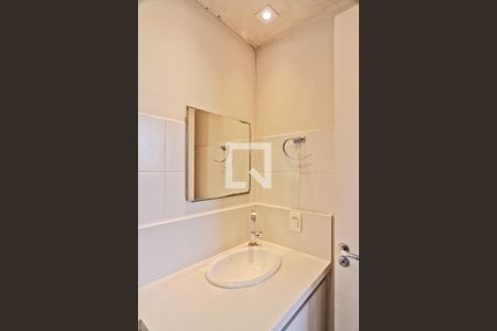 Banheiro da Suíte de apartamento para alugar com 3 quartos, 62m² em Jardim Iris, São Paulo