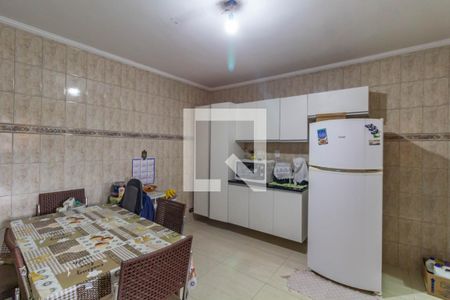 Cozinha de casa à venda com 2 quartos, 121m² em Vila Regina, São Paulo