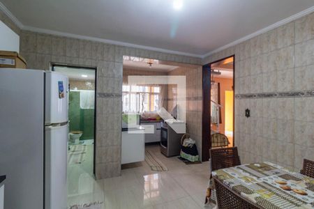 Cozinha de casa à venda com 2 quartos, 121m² em Vila Regina, São Paulo