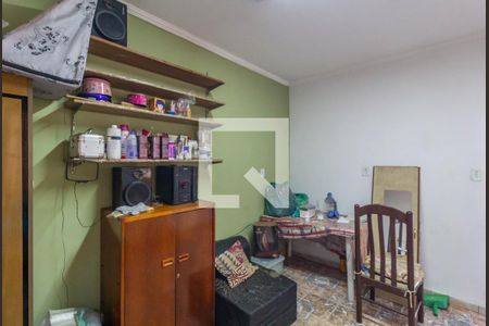 Quarto de Serviço de casa à venda com 2 quartos, 121m² em Vila Regina, São Paulo