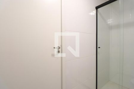 Banheiro de apartamento à venda com 1 quarto, 30m² em Água Branca, São Paulo