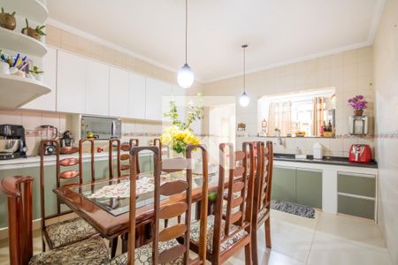 Cozinha de casa à venda com 3 quartos, 180m² em Pestana, Osasco