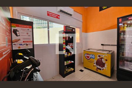 Apartamento à venda com 69m², 3 quartos e 2 vagasÁrea comum -Mercado