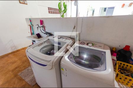 Área de Serviço de casa à venda com 3 quartos, 200m² em Vila Iorio, São Paulo