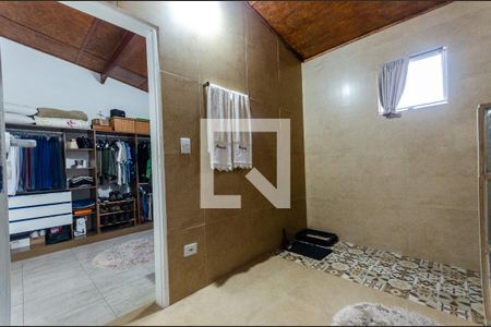 Suíte - Banheiro de casa à venda com 3 quartos, 200m² em Vila Iorio, São Paulo