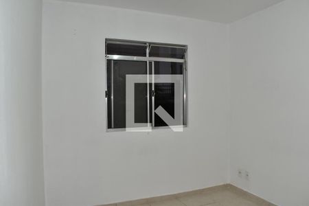 Quarto 2 de apartamento para alugar com 2 quartos, 47m² em Santa Cândida, Curitiba