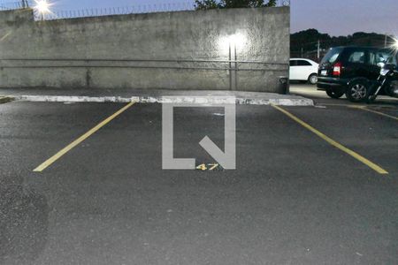 Garagem de apartamento para alugar com 2 quartos, 47m² em Santa Cândida, Curitiba