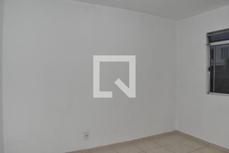 Quarto 2 de apartamento para alugar com 2 quartos, 47m² em Santa Cândida, Curitiba
