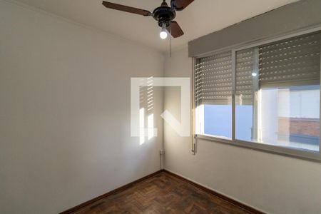 Quarto 1 de apartamento à venda com 3 quartos, 64m² em Cristal, Porto Alegre