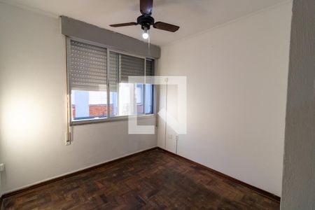Quarto 1 de apartamento à venda com 3 quartos, 64m² em Cristal, Porto Alegre