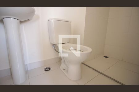 Banheiro de apartamento para alugar com 2 quartos, 38m² em Vila Graciosa, São Paulo
