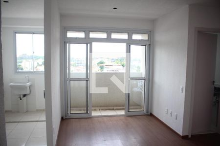 Sala de apartamento à venda com 2 quartos, 54m² em Jardim Riacho das Pedras, Contagem