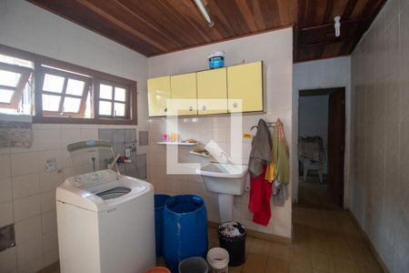 Área de Serviço de casa à venda com 4 quartos, 394m² em Partenon, Porto Alegre