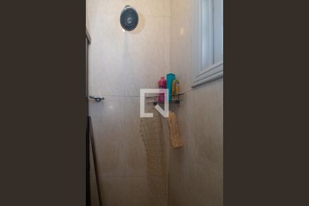 Banheiro da Suíte de casa à venda com 4 quartos, 394m² em Partenon, Porto Alegre