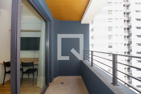 Varanda de kitnet/studio à venda com 1 quarto, 25m² em Sumarezinho, São Paulo