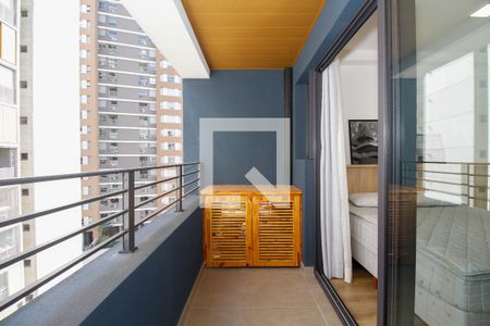 Varanda de kitnet/studio à venda com 1 quarto, 25m² em Sumarezinho, São Paulo