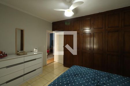 Quarto 1 de casa à venda com 3 quartos, 480m² em Vila Granada, São Paulo