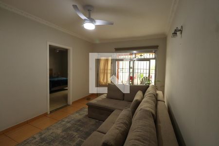 Sala de casa à venda com 3 quartos, 480m² em Vila Granada, São Paulo