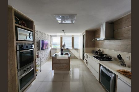 Cozinha de apartamento à venda com 6 quartos, 540m² em Indianópolis, São Paulo