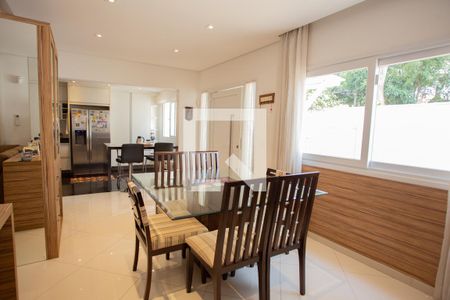 Sala de casa à venda com 4 quartos, 210m² em Parque Sao Domingos, São Paulo