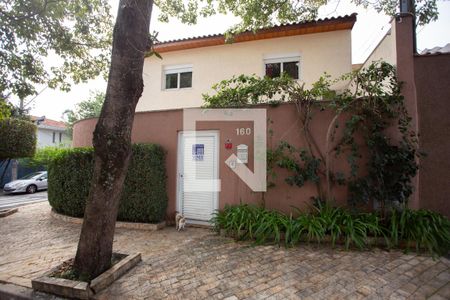 FACHADA + Placa de casa à venda com 4 quartos, 210m² em Parque Sao Domingos, São Paulo