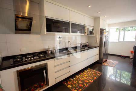 Cozinha de casa à venda com 4 quartos, 210m² em Parque Sao Domingos, São Paulo