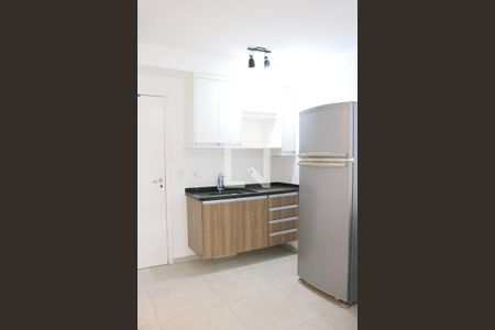 Cozinha de apartamento à venda com 1 quarto, 43m² em Vila Castelo, São Paulo