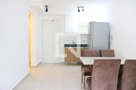 Sala/Cozinha de apartamento à venda com 1 quarto, 43m² em Vila Castelo, São Paulo