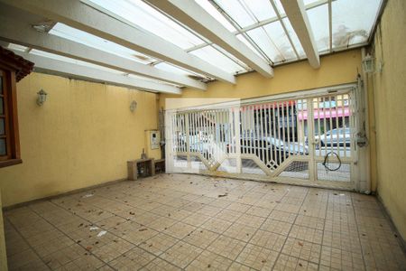 Garagem de casa à venda com 5 quartos, 225m² em Chácara Tatuapé, São Paulo