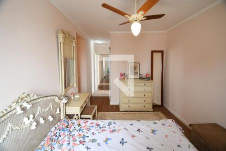 Suíte de apartamento à venda com 3 quartos, 140m² em Cambuí, Campinas