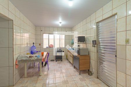 Cozinha de casa à venda com 2 quartos, 131m² em Mathias Velho, Canoas