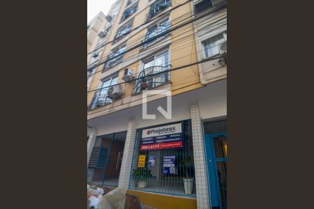 Fachada de kitnet/studio à venda com 1 quarto, 28m² em Centro Histórico, Porto Alegre