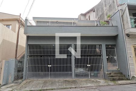 Fachada de casa à venda com 5 quartos, 240m² em Parque Maria Domitila, São Paulo