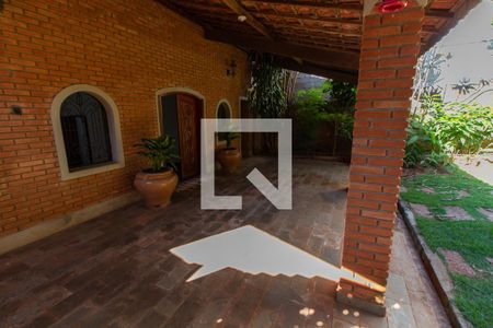 Área Externa de casa à venda com 2 quartos, 100m² em Fazenda Santa Cândida, Campinas