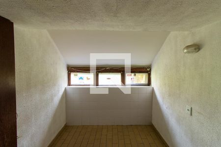 Quarto 2 de casa para alugar com 4 quartos, 800m² em Vila Santo Antonio de Carapicuiba, Cotia