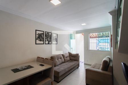 Sala de casa à venda com 2 quartos, 60m² em Vila Cloris, Belo Horizonte