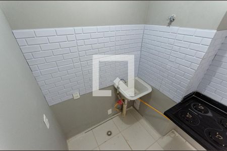 Cozinha de apartamento para alugar com 2 quartos, 33m² em Jardim Pereira Leite, São Paulo