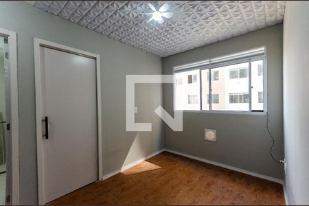 Sala de apartamento para alugar com 2 quartos, 33m² em Jardim Pereira Leite, São Paulo