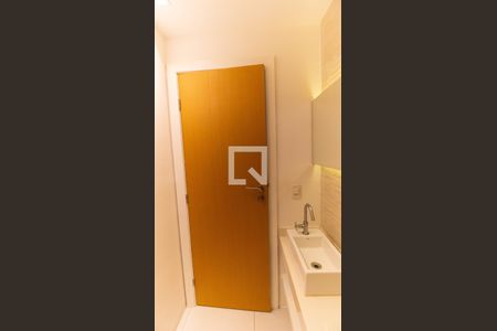Lavabo de apartamento à venda com 3 quartos, 190m² em Piratininga, Niterói