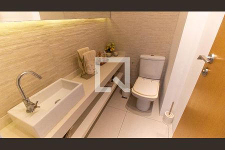 Lavabo de apartamento à venda com 3 quartos, 190m² em Piratininga, Niterói