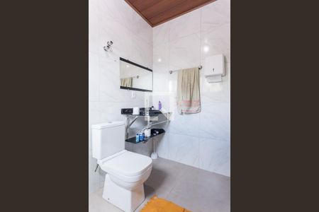 Banheiro da Suíte 1 de casa à venda com 5 quartos, 170m² em Brumadinho, Brumadinho