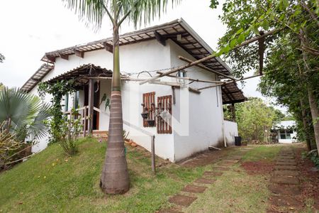 fachada principal de casa à venda com 5 quartos, 170m² em Brumadinho, Brumadinho