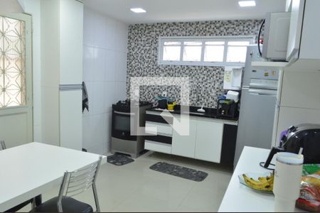 Cozinha de casa de condomínio à venda com 3 quartos, 600m² em Taquara, Rio de Janeiro