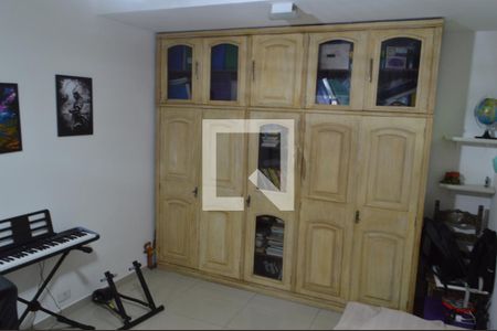 Quarto 1 de casa de condomínio à venda com 3 quartos, 600m² em Taquara, Rio de Janeiro