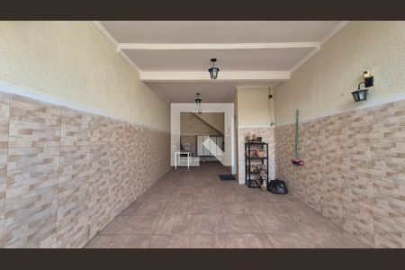 Garagem de casa à venda com 3 quartos, 140m² em Parque das Nações, Santo André